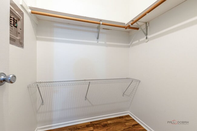 Building Photo - 526 Inverrary Ln