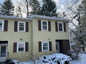 Building Photo - 2 Bedrooms Close to Dartmouth (CURRENTLY U...