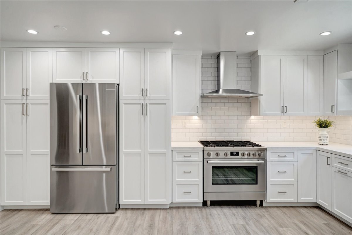 Building Photo - 5346 Tyrone Ave