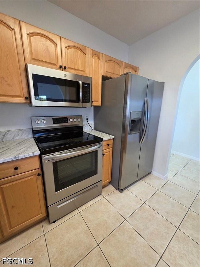 Building Photo - 2261 Somerset Ridge Dr