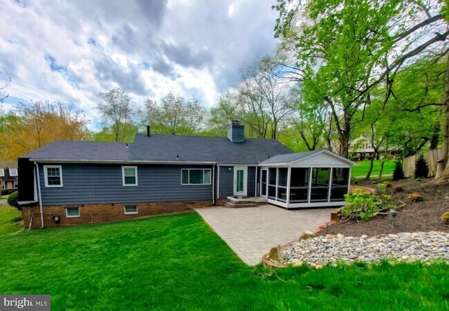 Building Photo - 11818 Fairgreen Ln