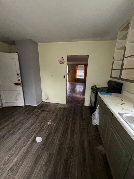 Building Photo - 3024 Glenwood Ave