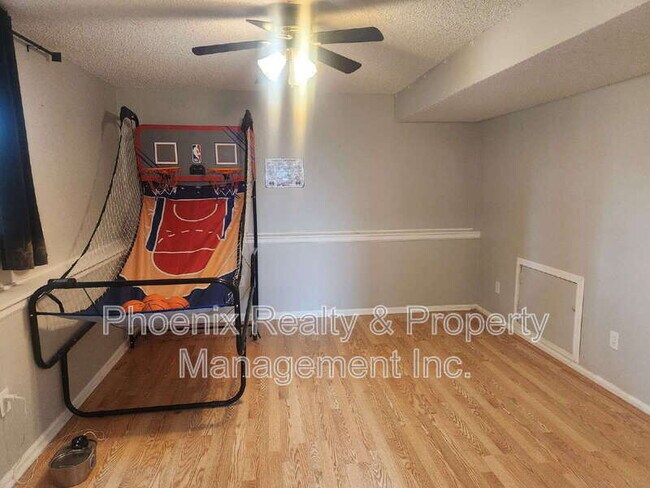 Building Photo - 9274 W 98th Way