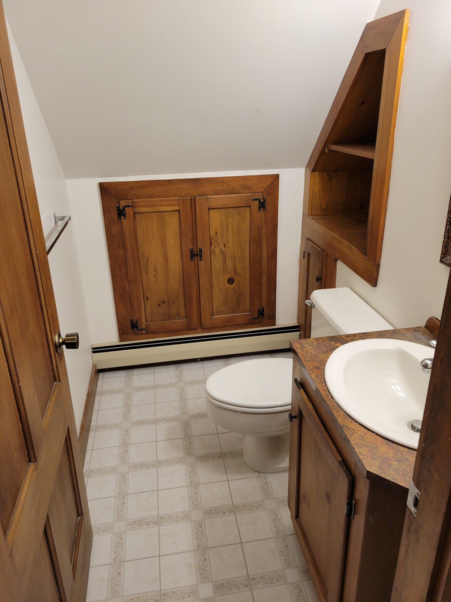 Building Photo - 25 Blucher St