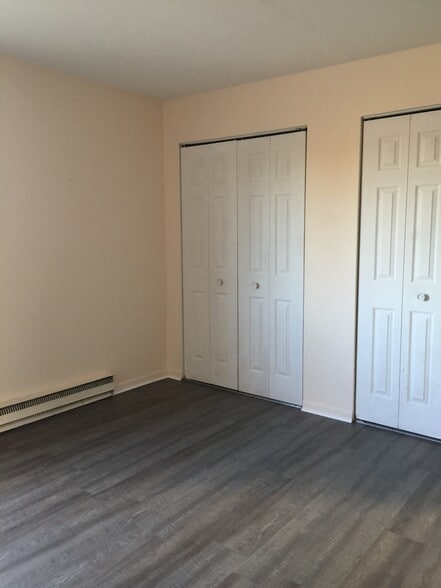 Building Photo - 456 George St