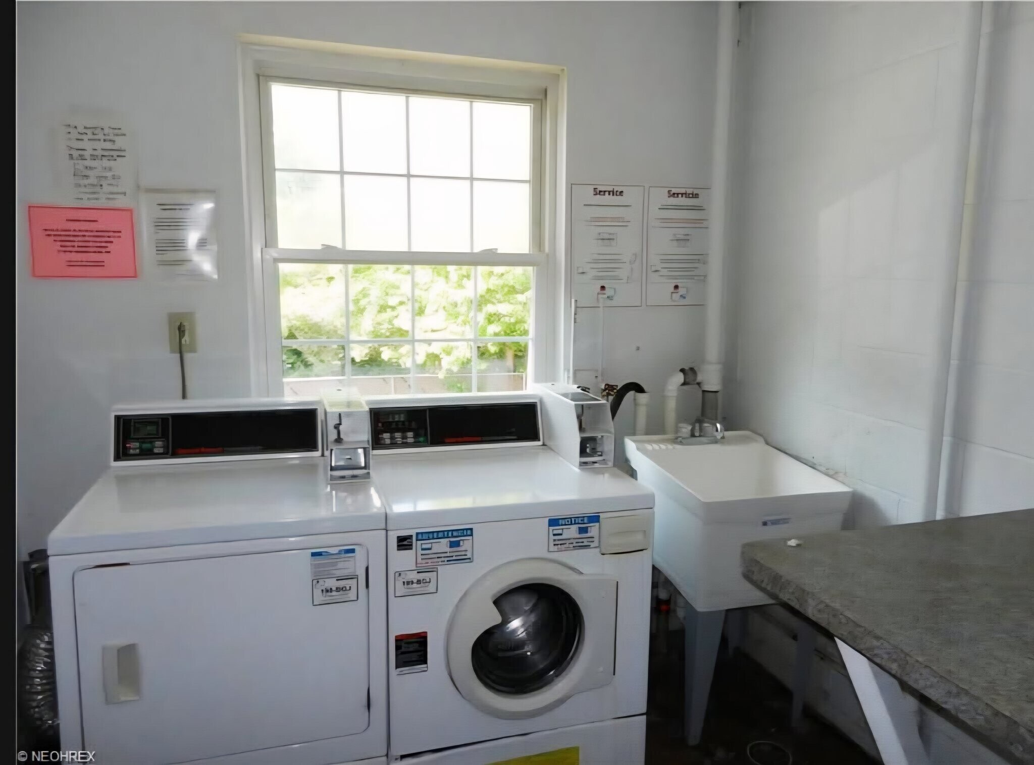 Building Photo - 4779 Columbia Rd