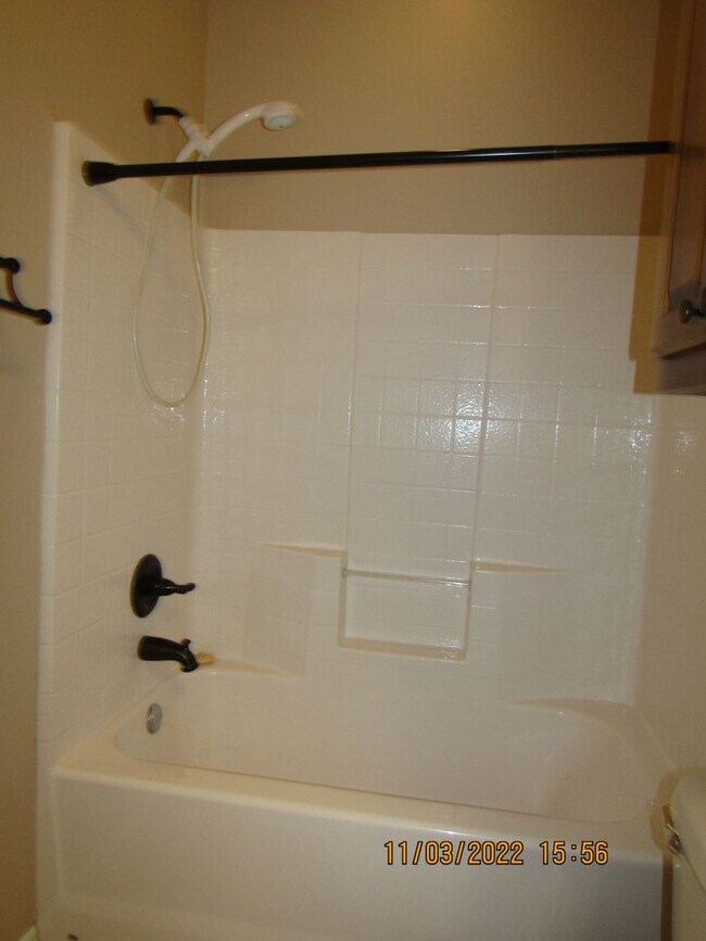 Building Photo - PETS NEGOTIABLE  !!!