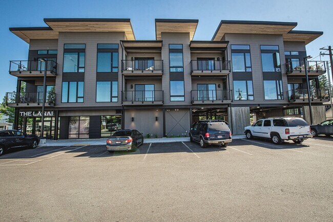 Building Photo - Modern Midtown Living | 2 Bed, 2 Bath Near...