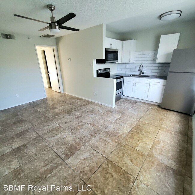 Building Photo - 5902 W Royal Palm Rd