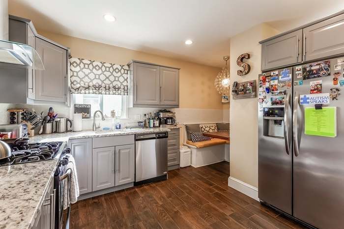 Building Photo - 44 Fairfax St