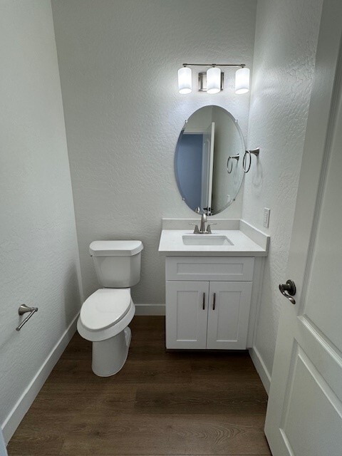 Building Photo - 3651 E Leslie Dr