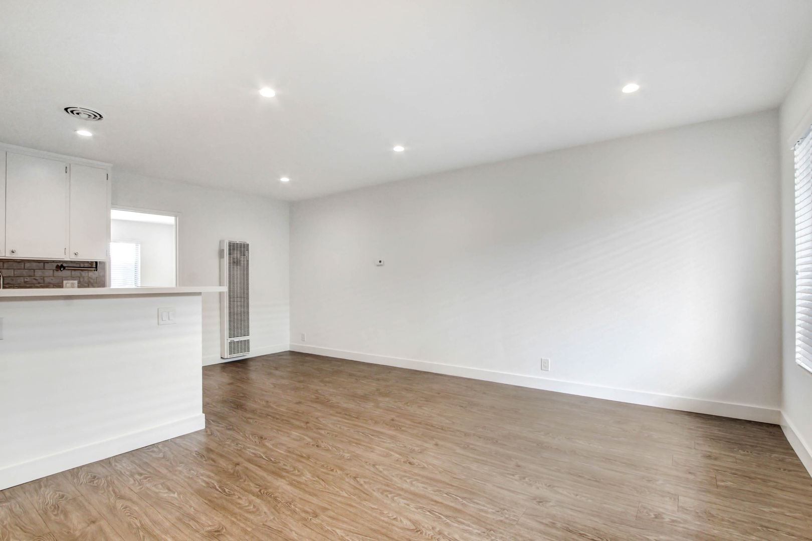 Building Photo - 519 Hill St