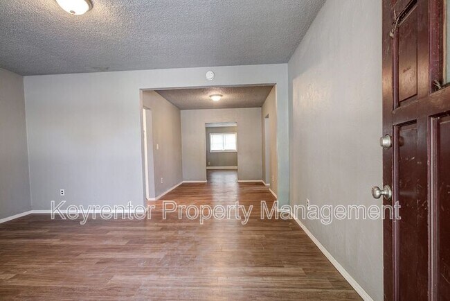 Building Photo - 3616 NW 27th St