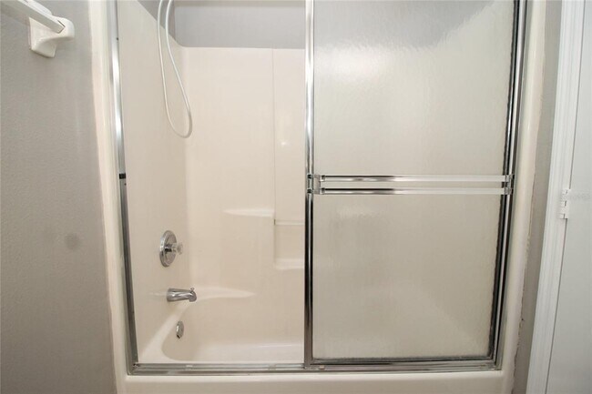 Building Photo - 903 S Disston Ave