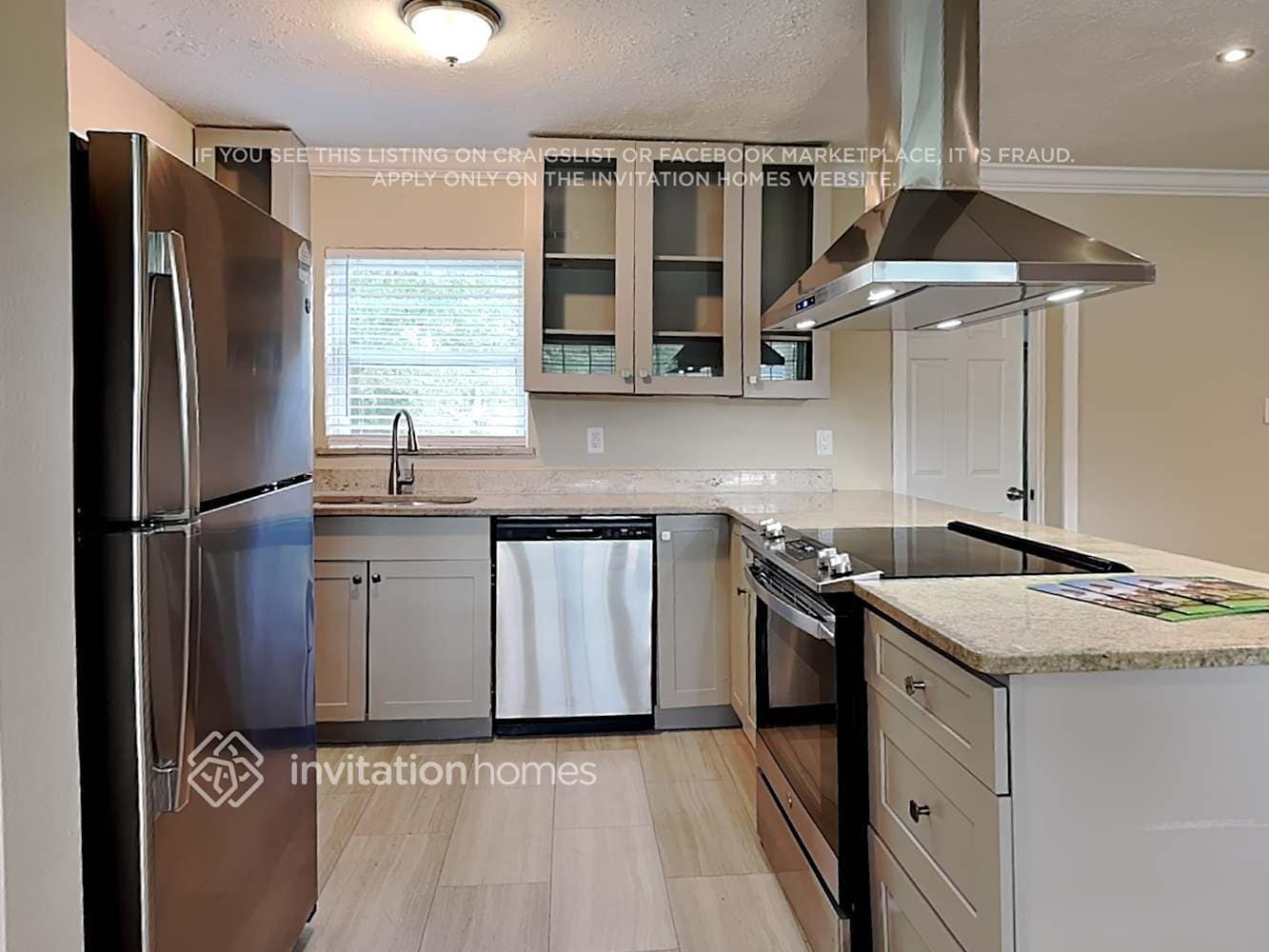 Building Photo - 849 Sunniland Dr