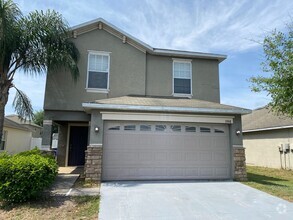 Building Photo - 4 Bedroom 2 bath with 2 car garage