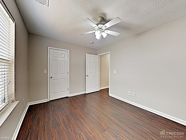 Building Photo - 121 Summer Vale Dr