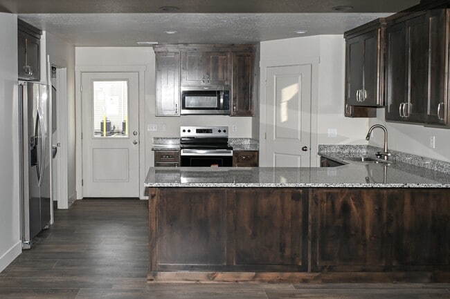 Building Photo - 2782 W 450 N