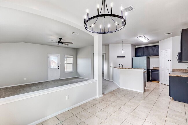 Building Photo - 6113 Bridgewood Dr