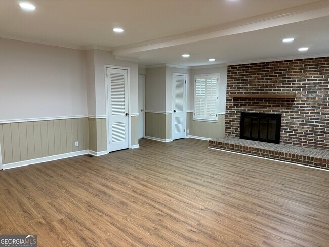 Building Photo - 109 Janice Pl