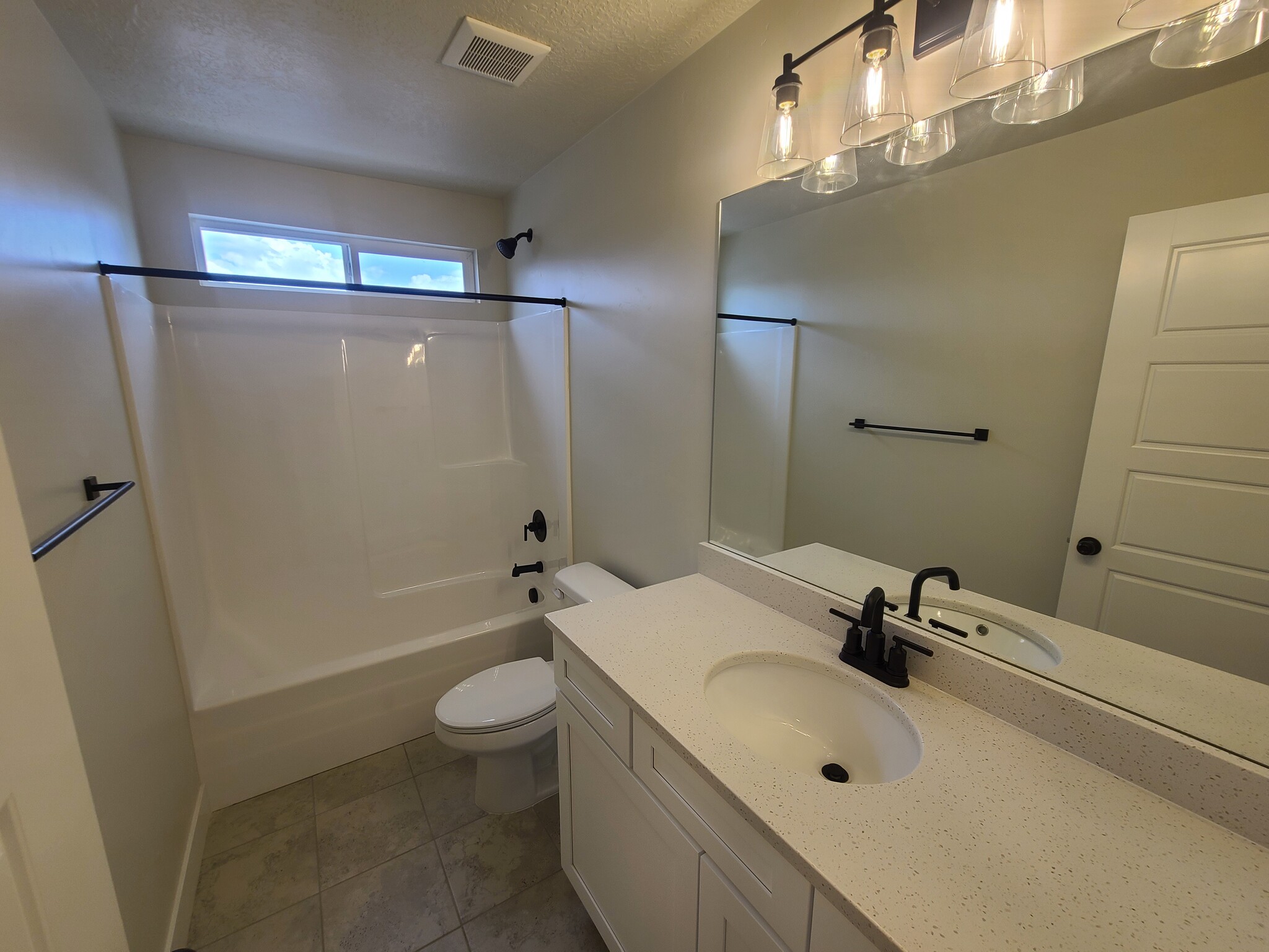 Building Photo - 3880 W Hardman Way