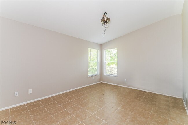 Building Photo - 17412 Oriole Rd