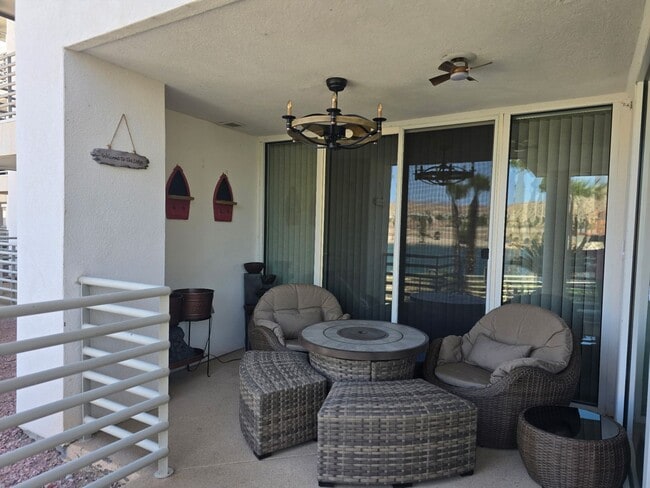 Building Photo - VACATION RENTAL - Condo on the River