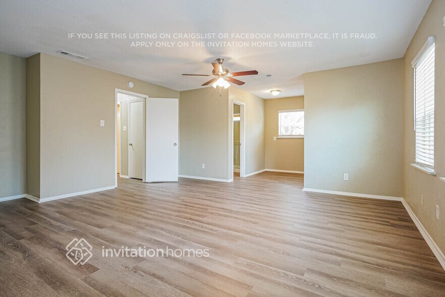 Building Photo - 3921 Willow Run Dr