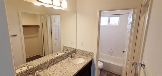 Building Photo - 719 Magnolia Ave