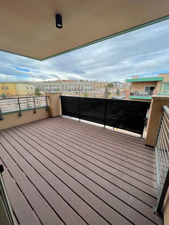 Building Photo - 2/BED 2/BATH WITH UTILITIES INCLUDED! VIEW...