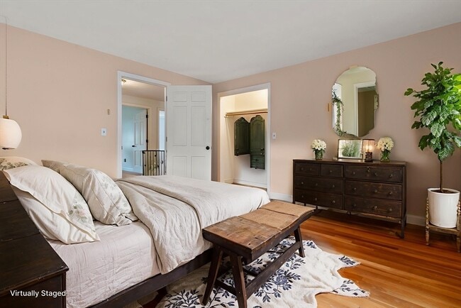 Building Photo - 45 Stanford Dr