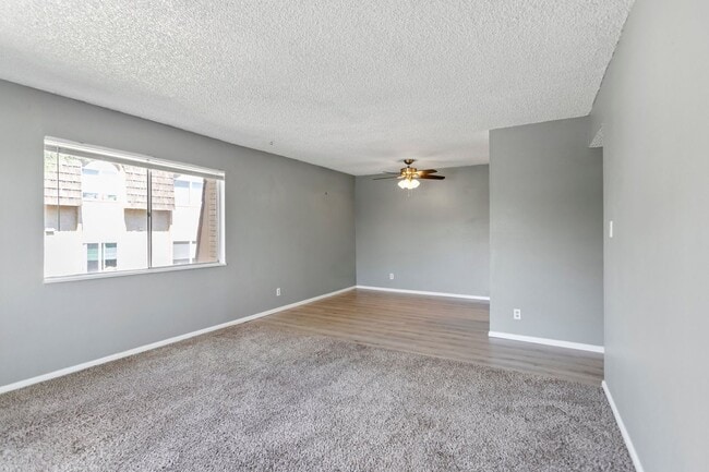 Building Photo - 2 bed / 1 bath - Whispering Pines Condo