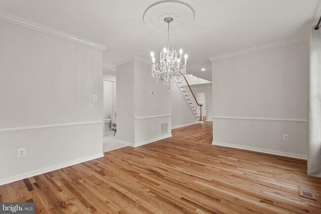 Building Photo - 6609 Heidi Ct