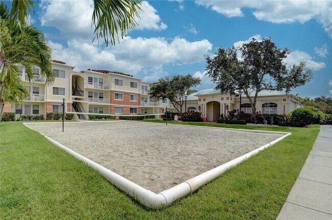 Building Photo - 9833 Baywinds Blvd
