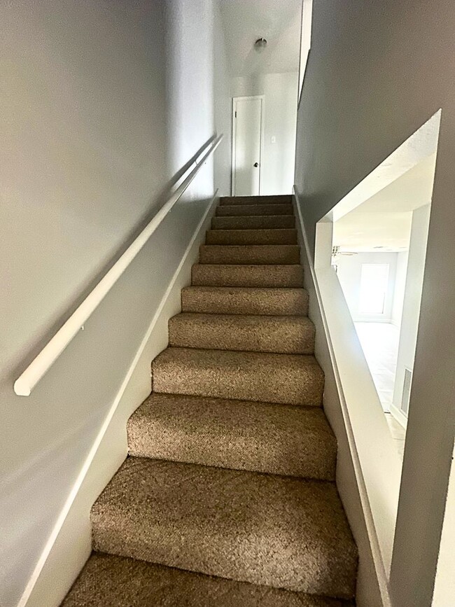 Building Photo - Fisherman's Delight