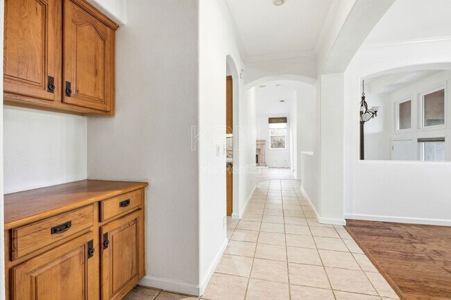 Building Photo - 5956 St Andrews Dr