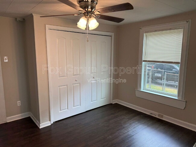 Building Photo - 1612 N McFarland St