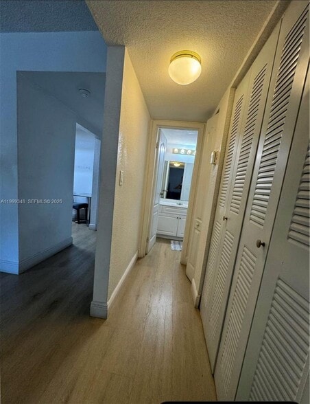 Building Photo - 5201 Geneva Way