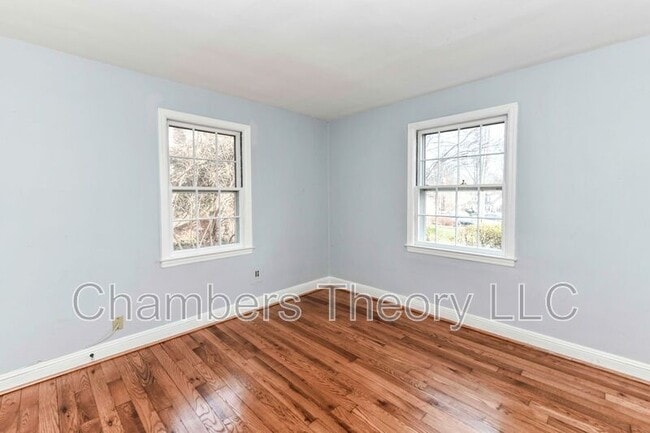 Building Photo - 6903 Kincaid Ave