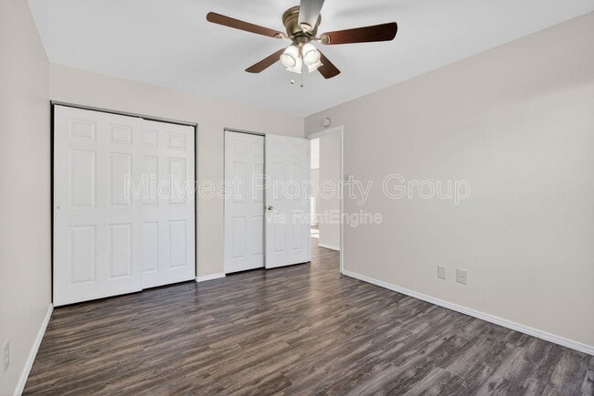 Building Photo - 36 Jamestown Dr