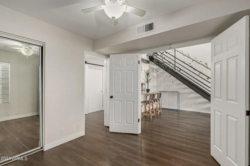 Building Photo - 8625 E Belleview Pl