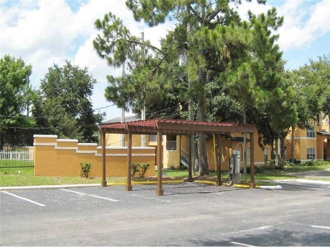 Building Photo - Orlando: Gated Community, Near Airport