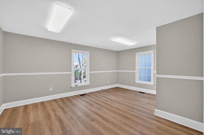 Building Photo - 3309 Martin Luther King Jr Ave SE