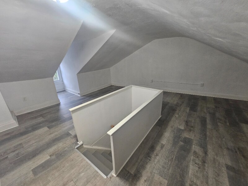 Building Photo - 113 Kirkpatrick St