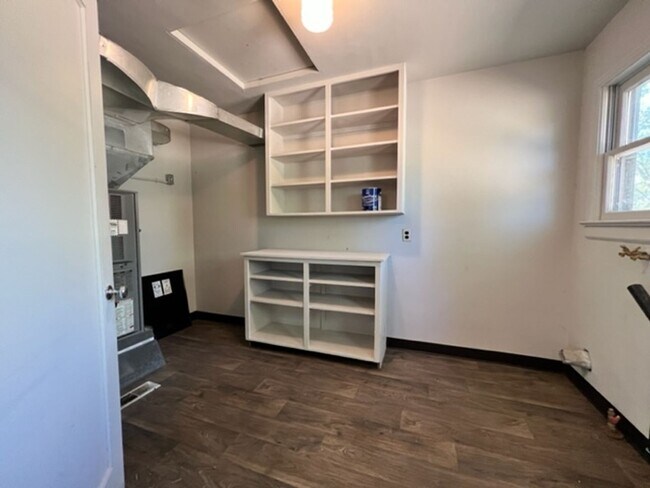Building Photo - 1622 W Spaulding St