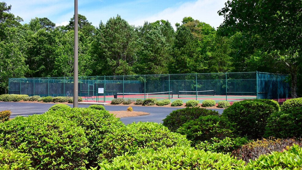 Building Photo - 117 Pinehurst Ln