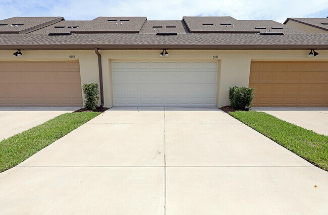 Building Photo - 5151 Caspian St