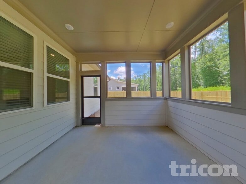 Building Photo - 76 Mayhaw Pt