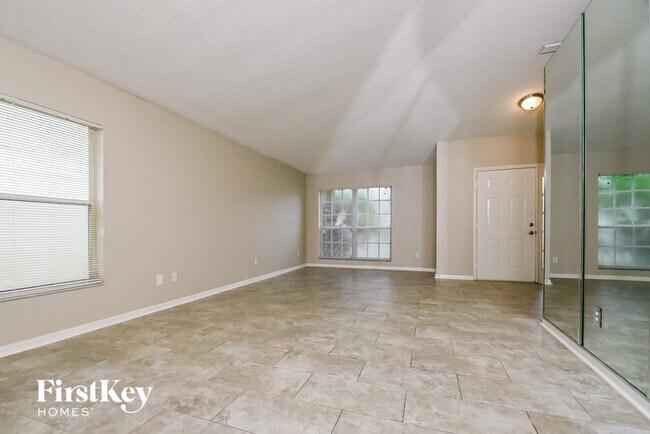 Building Photo - 10519 Walker Vista Dr