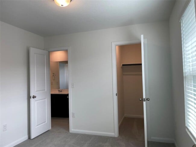 Building Photo - 314 Ashby Dr